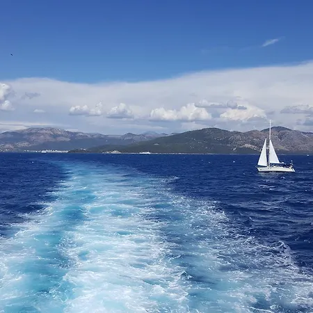 Apollo Πανσιόν Κάβος