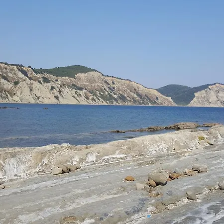 Πανσιόν Apollo Κάβος