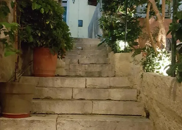 Apollo Πανσιόν Κάβος